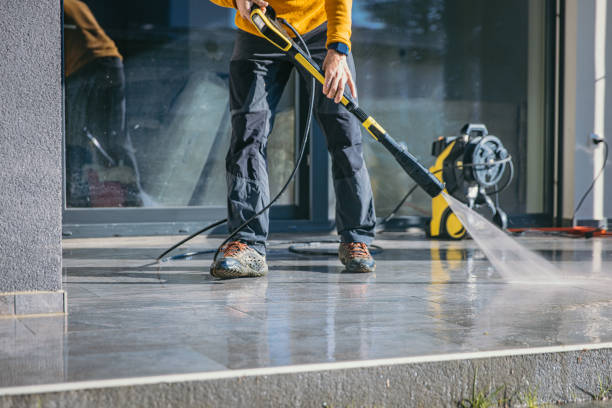 Best Deck Cleaning Services  in Huntington Bay, NY